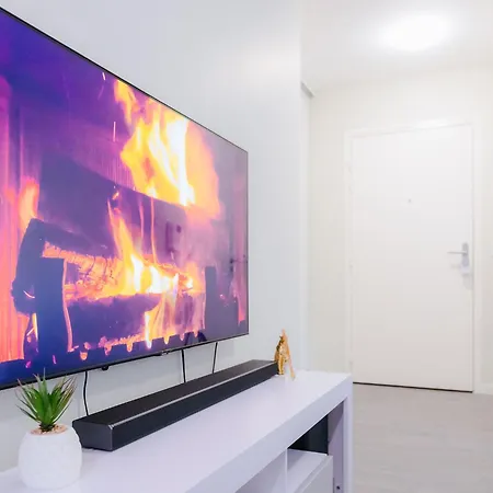 2 Pieces Cosy Massy Proche Rerb Baconnets Avec Parking Prive Souterrain Apartment Massy (Essonne)